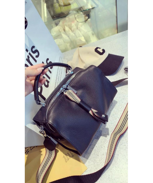 Жіноча сумка через плече з натуральної шкіри Olivia Leather B24-W-6051A