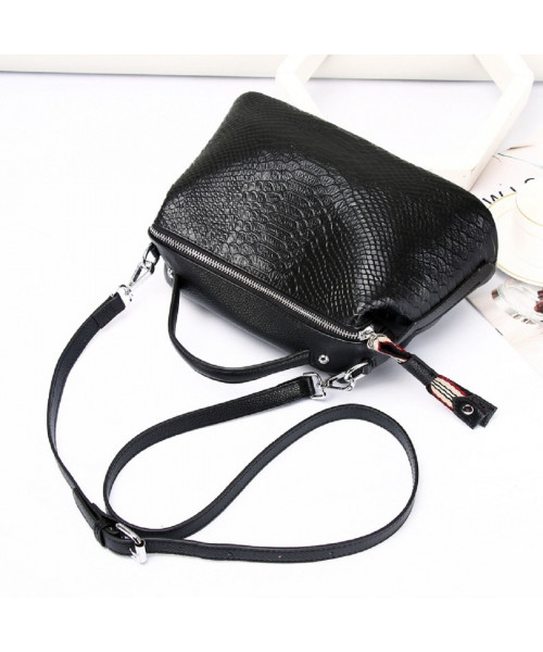 Women's leather crossbody bag Olivia Leather B24-W-6059A